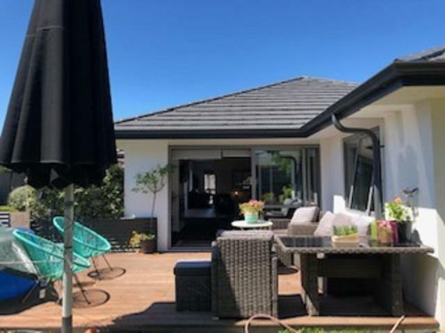 A Little Bit Beachy Modern Guest Room And Private Toilet Christchurch Buitenkant foto